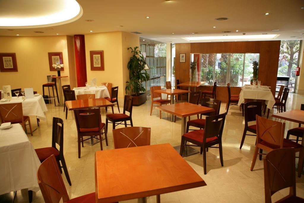 Husa Moncloa — Photos 1